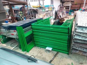 นั่งร้านลำลูกกา