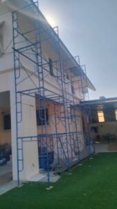 นั่งร้านลาดหลุมแก้ว